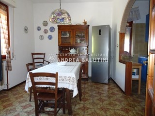 Villa bifamiliare in Vendita a Buti, 265'000&euro;, 168 m², arredato