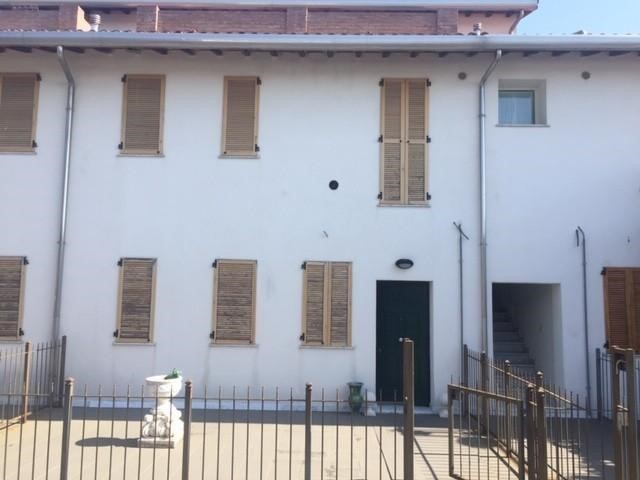 Quadrilocale in Vendita a Bientina, 38'250&euro;, 66 m², con Box