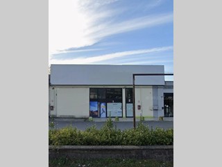 Immobile commerciale in Vendita a Altopascio, 40'398&euro;, 228 m²