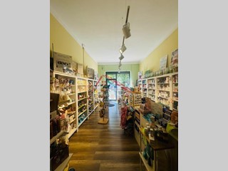 Attività commerciale in Vendita a San Giuliano Terme, 30'000&euro;, 45 m²
