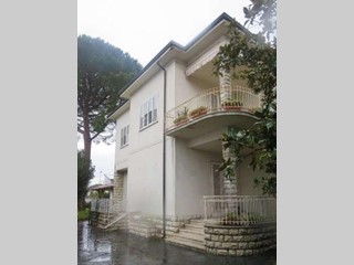 Appartamento in Vendita a Cascina, 291'937&euro;, 515 m²