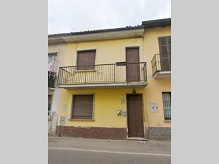 Quadrilocale in Vendita a Gambolò, 21'432&euro;, 134 m²