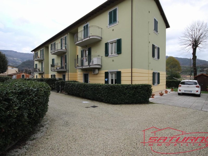 Quadrilocale in Vendita a Lucca, zona Sesto di Moriano, 165'000€, 77 m², arredato