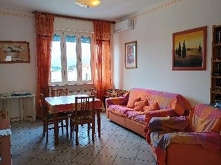 Trilocale in Vendita a Viareggio, 260'000&euro;, 100 m²