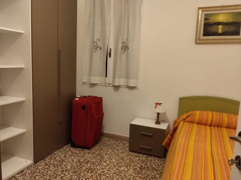 Monolocale in Affitto a Modena, 400€, 12 m², arredato