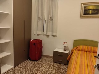 Monolocale in Affitto a Modena, 400€, 12 m², arredato