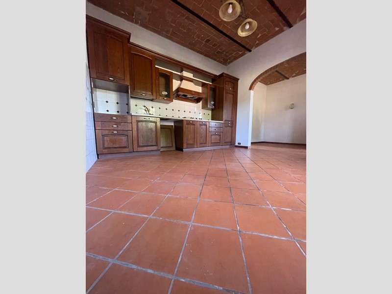 Quadrilocale in Vendita a Terricciola, zona La Rosa, 78'000&euro;, 72 m², arredato