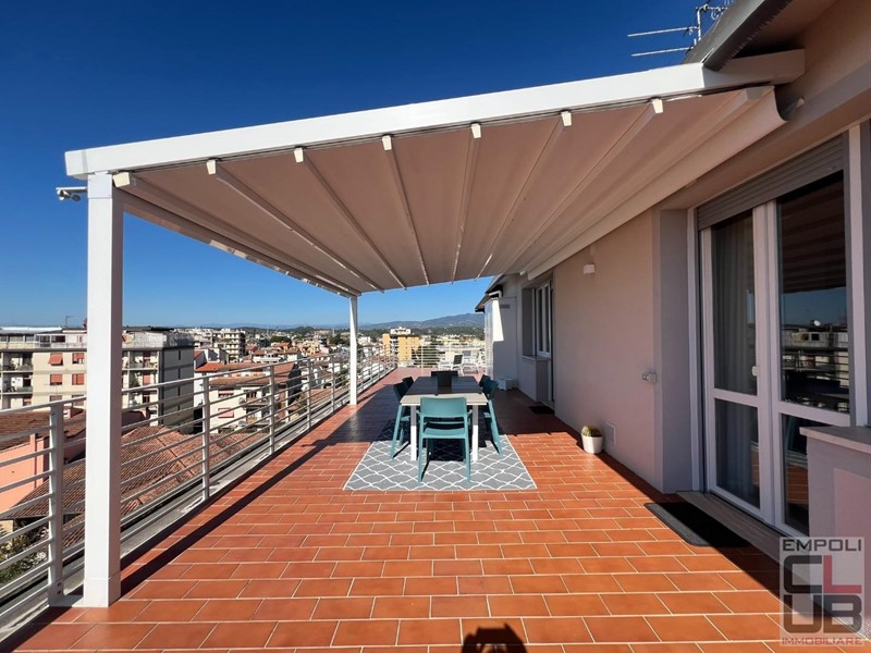 Attico in Vendita a Empoli, 334'000&euro;, 90 m², arredato, con Box