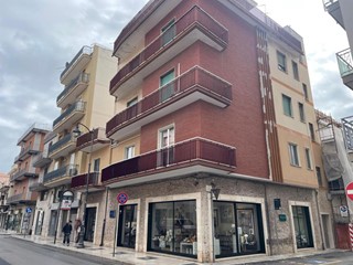 Quadrilocale in Vendita a Massafra, 35'000&euro;, 148 m²