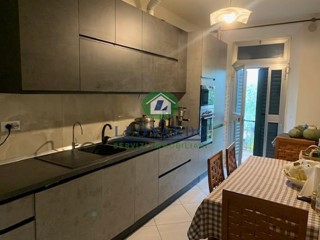 Quadrilocale in Vendita a Massa e Cozzile, zona Margine Coperta, 210'000€, 85 m², con Box