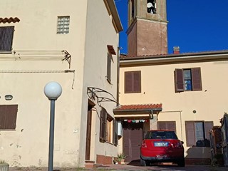 Trilocale in Vendita a Santa Luce, zona Pastina, 118'000&euro;, 90 m², arredato
