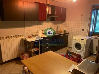 Bilocale in Vendita a Uzzano, zona Torricchio, 75'000€, 50 m², arredato, con Box