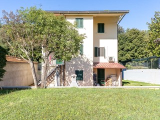 Casa Indipendente in Vendita a Lamporecchio, 298'000€, 75 m², arredato