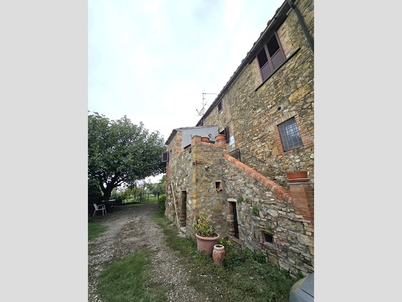 Casa Semi Indipendente in Vendita a Casole d'Elsa, 220'000€, 101 m², con Box