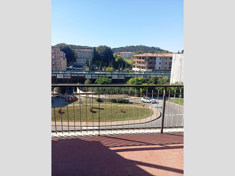 Quadrilocale in Vendita a Poggibonsi, 170'000€, 105 m²