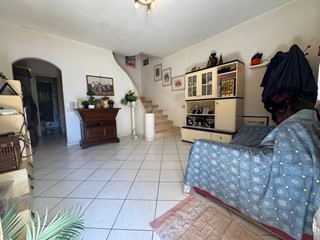 Villetta a schiera in Vendita a Viareggio, zona Torre Del Lago Puccini, 209'000&euro;, 95 m²