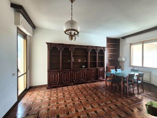 Quadrilocale in Vendita a Santa Croce sull'Arno, 110'000&euro;, 95 m², arredato, con Box