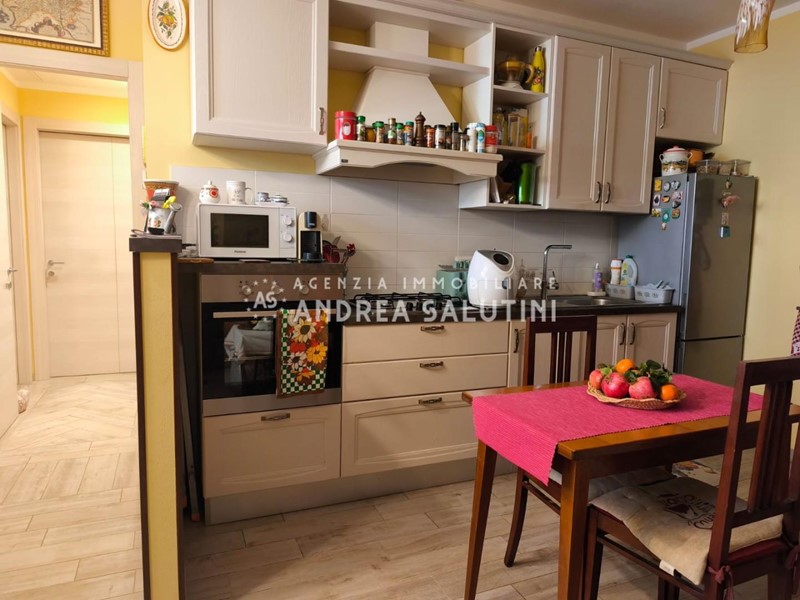 Trilocale in Vendita a Cascina, 110'000&euro;, 80 m², arredato