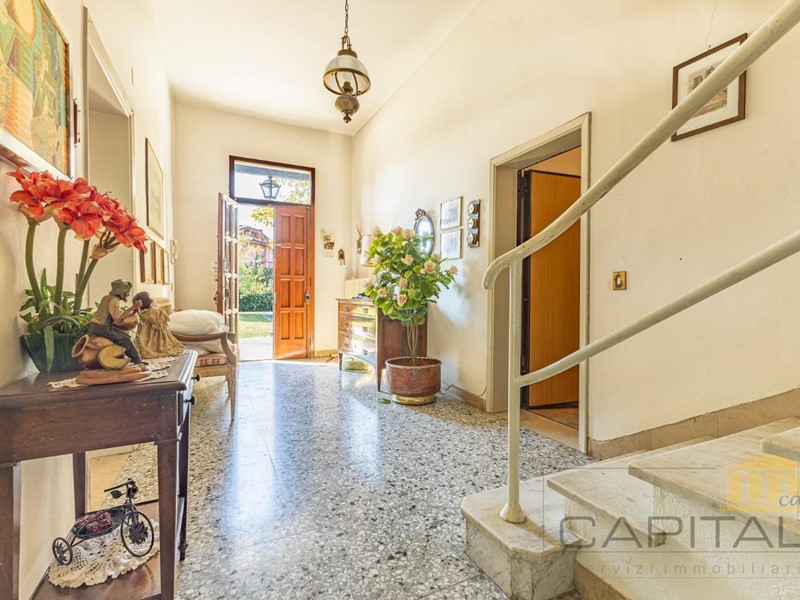 Casa Indipendente in Vendita a San Giuliano Terme, 650'000&euro;, 380 m², con Box