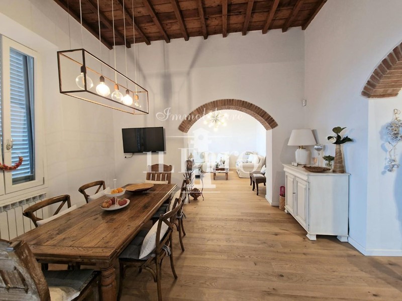 Quadrilocale in Vendita a Signa, 399'000&euro;, 90 m², arredato