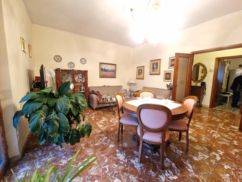 Appartamento in Vendita a Carrara, 200'000&euro;, 100 m², con Box