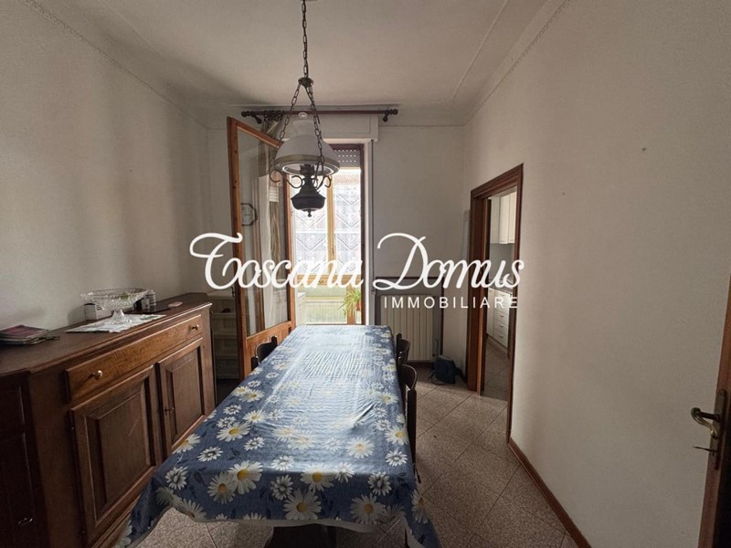 Appartamento in Vendita a Siena, 290'000€, 130 m², con Box