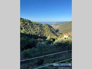 Casa Indipendente in Vendita a Massa, zona Pariana, 99'000&euro;, 120 m², arredato