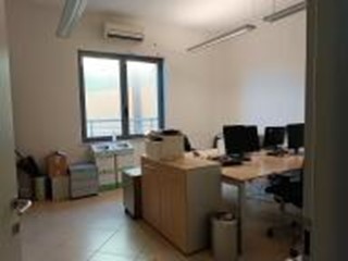 Ufficio in Affitto a Pisa, 1'300&euro;, 100 m²