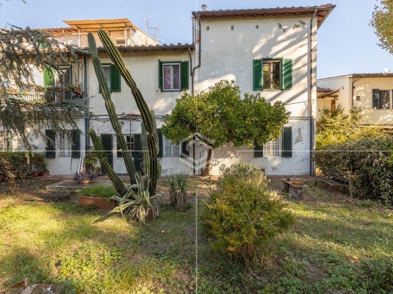 Appartamento in Vendita a San Giuliano Terme, zona Campo, 269'000&euro;, 190 m²