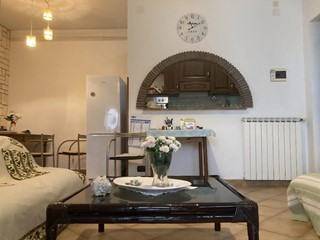 Trilocale in Vendita a Viareggio, zona Torre Del Lago Puccini, 160'000&euro;, 60 m²