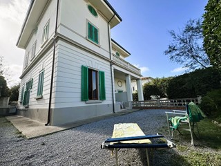 Trilocale in Vendita a Rosignano Marittimo, zona Caletta, 340'000&euro;, 65 m²