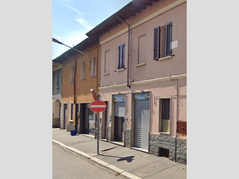 Negozio in Vendita a Legnano, 48'806&euro;, 50 m²