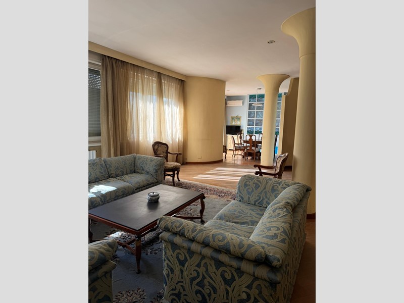 Villa in Vendita a Empoli, 800'000&euro;, 500 m²