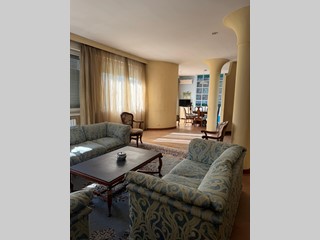 Villa in Vendita a Empoli, 800'000&euro;, 500 m²