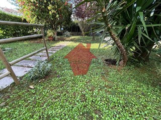 Casa Indipendente in Vendita a Vinci, zona Sovigliana, 380'000&euro;, 180 m²