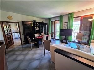 Appartamento in Vendita a Siena, 650'000€, 200 m², arredato, con Box