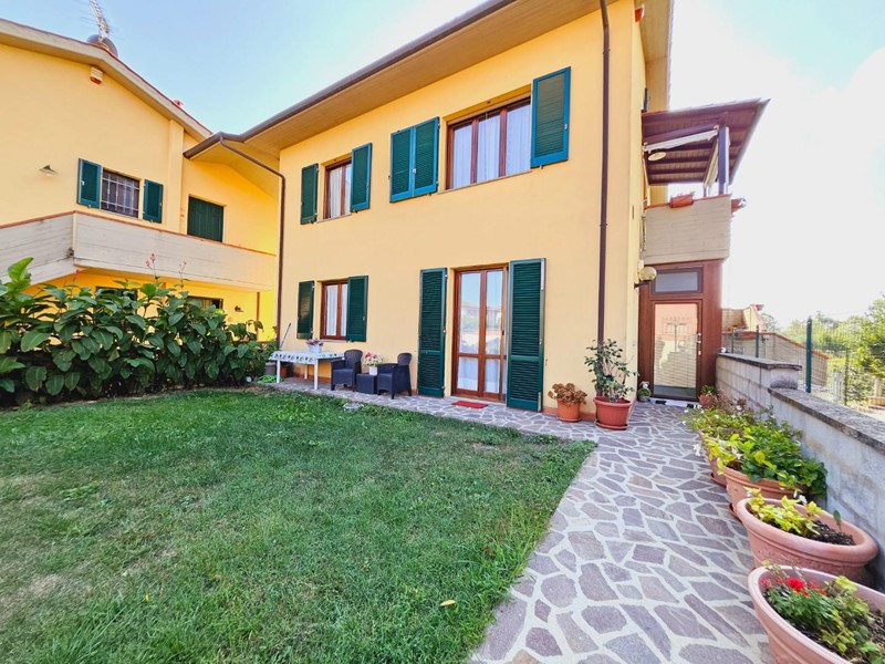 Quadrilocale in Vendita a Casciana Terme Lari, 185'000&euro;, 89 m², con Box