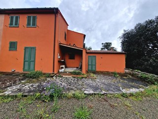 Bilocale in Vendita a Casciana Terme Lari, zona Casciana Terme, 169'000&euro;, 117 m²