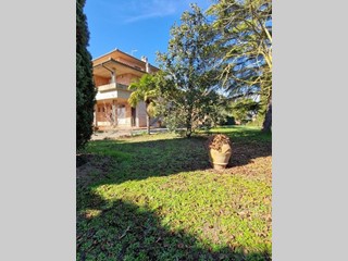 Casa Semi Indipendente in Vendita a Colle di Val D'Elsa, zona Borgatello, 530'000&euro;, 300 m², arredato, con Box