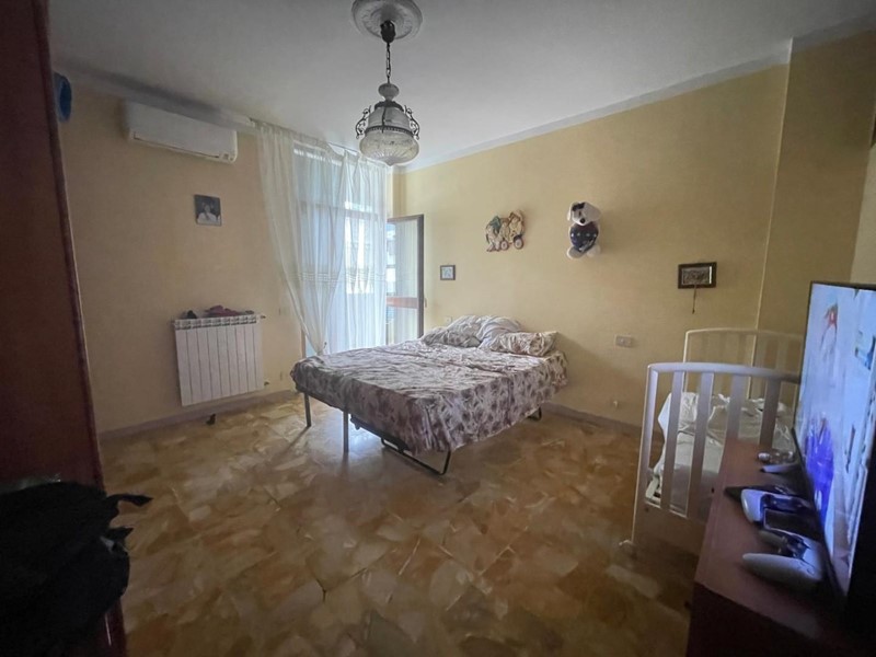 Quadrilocale in Vendita a Carrara, 175'000&euro;, 108 m²