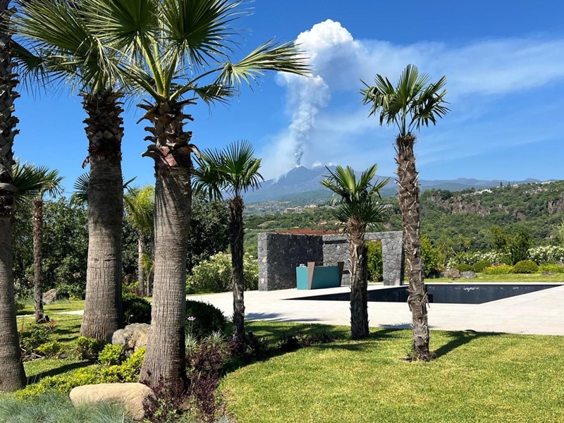 Villa in Vendita a Fiumefreddo di Sicilia, 1'100'000&euro;, 150 m², arredato