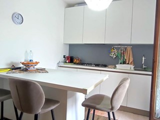 Appartamento in Vendita a Treviso, zona Canizzano, 210'000€, 98 m², arredato, con Box