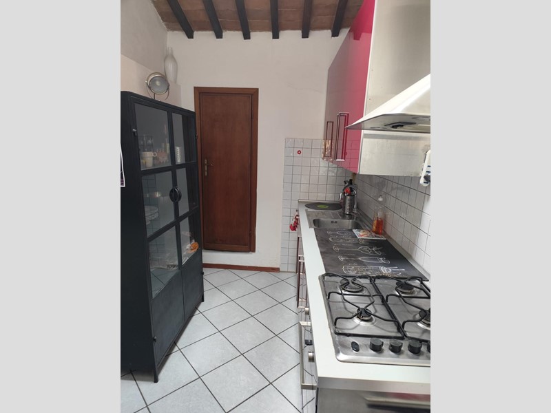 Quadrilocale in Vendita a Pisa, 180'000&euro;, 64 m², arredato
