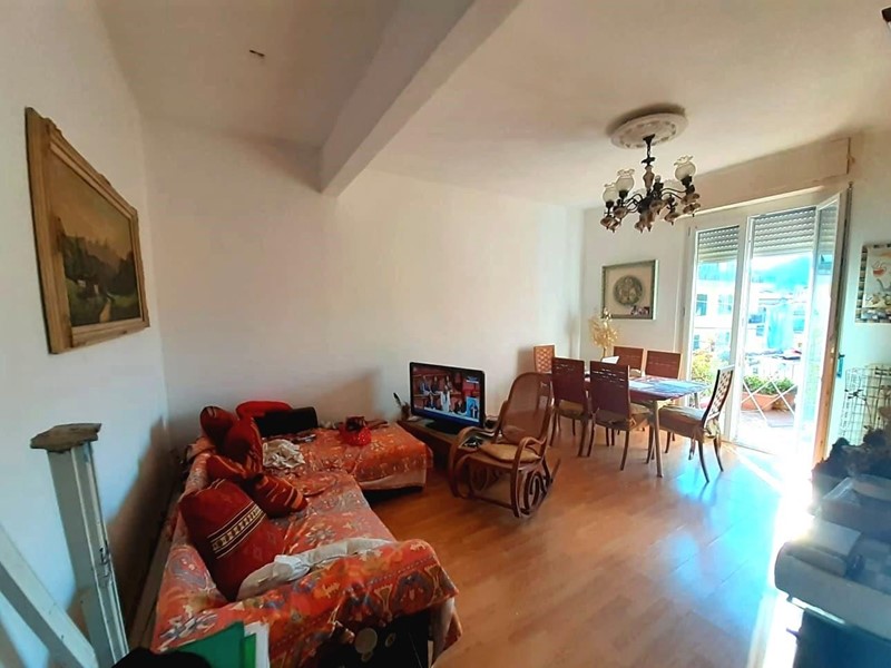 Appartamento in Vendita a La Spezia, 240'000€, 123 m²