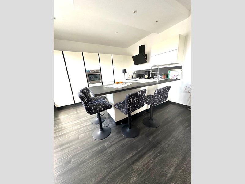 Quadrilocale in Vendita a Campiglia Marittima, zona Venturina, 179'000€, 104 m², arredato