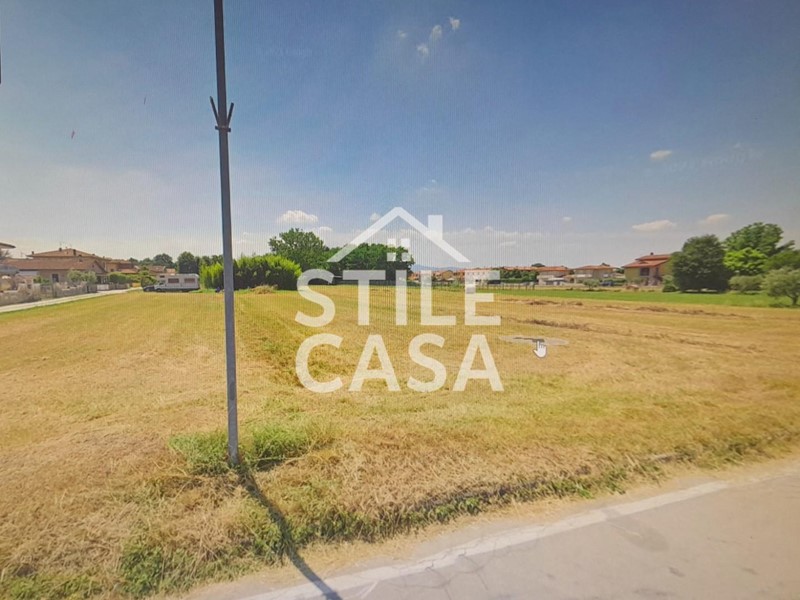 Terreno edificabile in Vendita a Castelfranco di Sotto, zona Villa Campanile, 40'000&euro;, 1640 m²