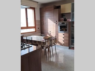 Appartamento in Vendita a Cascina, zona San Frediano a Settimo, 185'000&euro;, 105 m², con Box