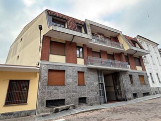 Trilocale in Vendita a Vinovo, 76'500&euro;, 75 m²