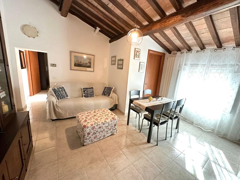 Attico in Vendita a Colle di Val D'Elsa, 95'000&euro;, 50 m², arredato