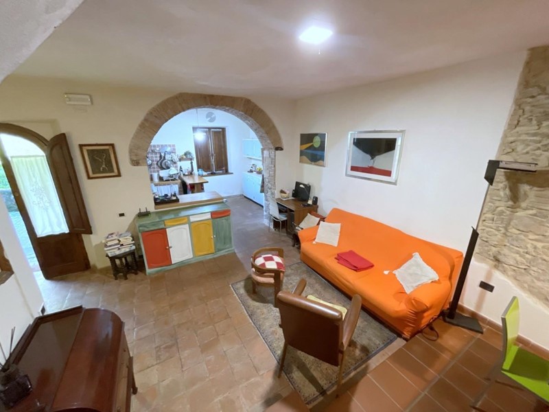 Casa Indipendente in Vendita a Camaiore, zona Nocchi, 160'000&euro;, 80 m²
